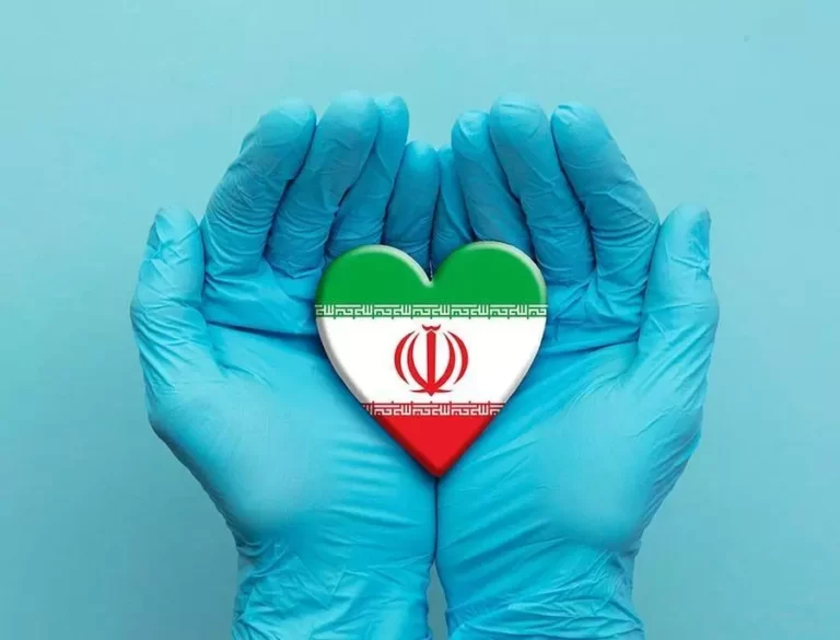 پرچم-ایران-قلبی-در-دست-پزشک-big